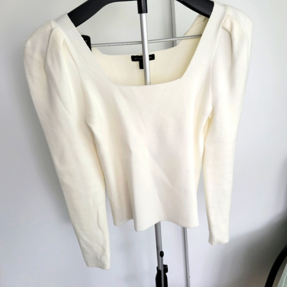 BANANA REPUBLIC Puff Shoulder Square Neck Sweater medium